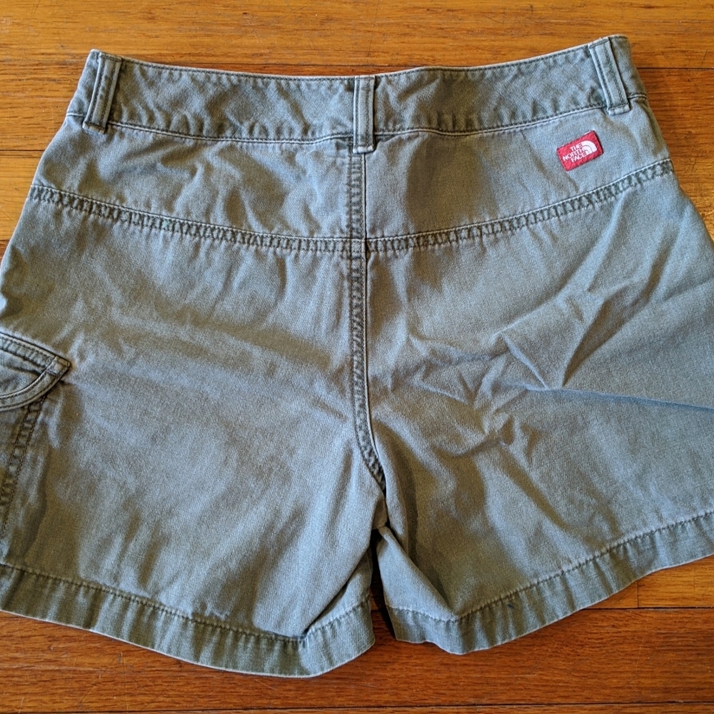 The North Face women's canvas hiking shorts size 4 - Picture 3 of 6